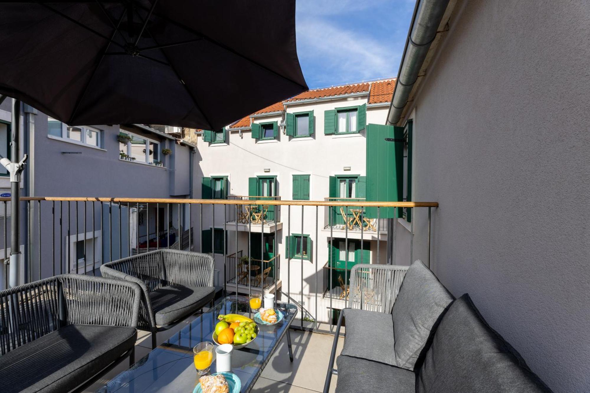 Apartments Korta Split Exterior foto